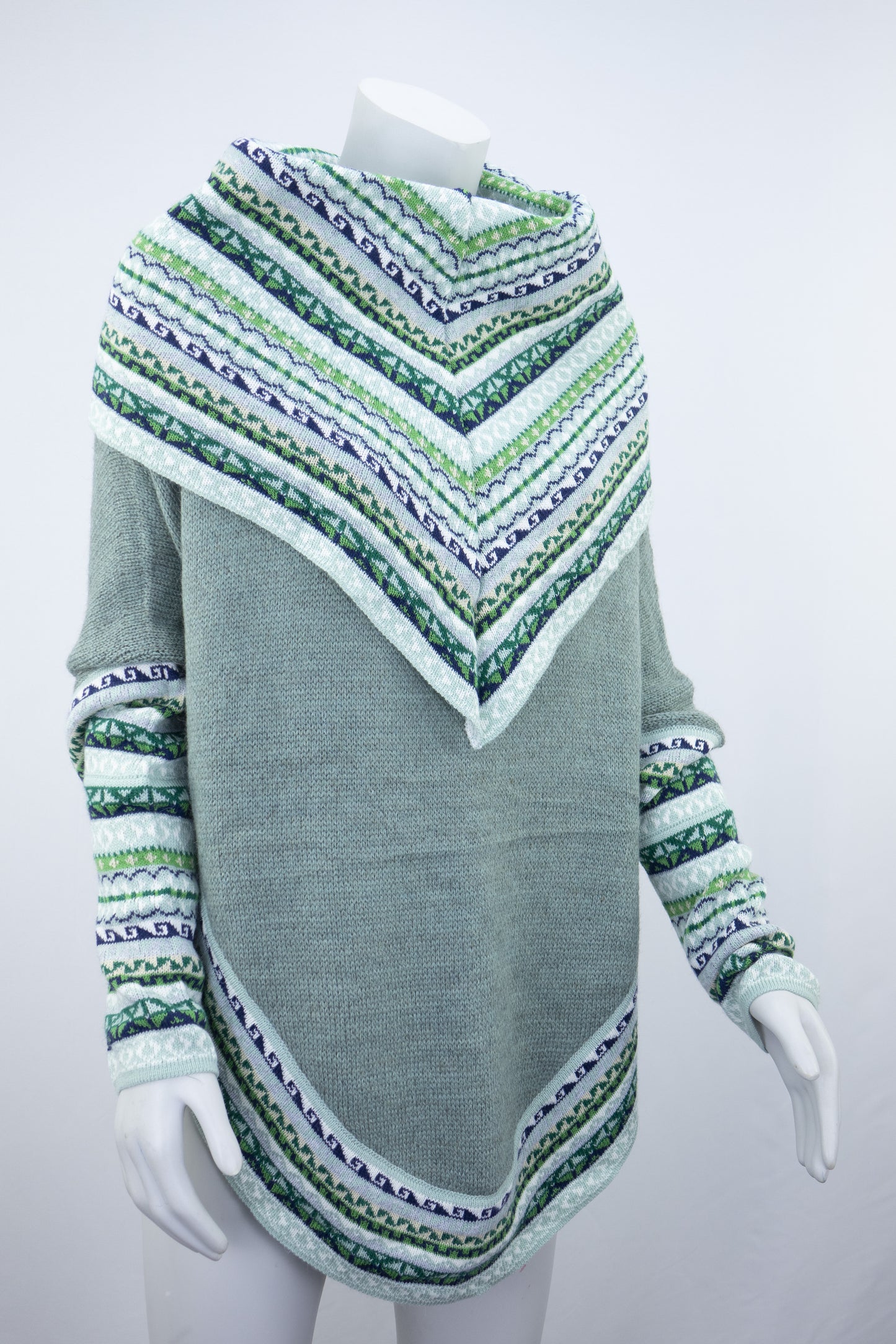 Poncho avec manches et collet Tarjeta