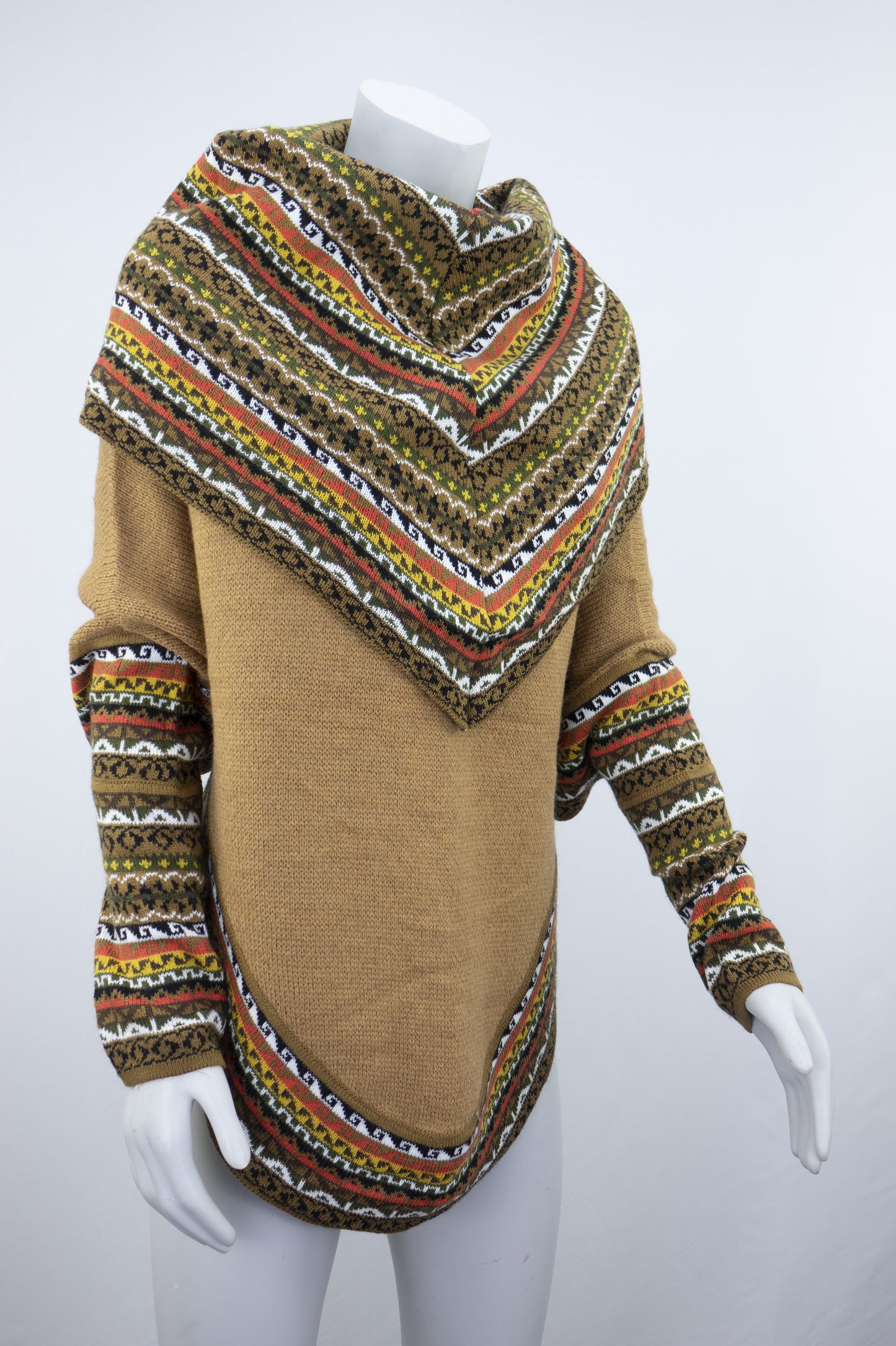 Poncho avec manches et collet Tarjeta