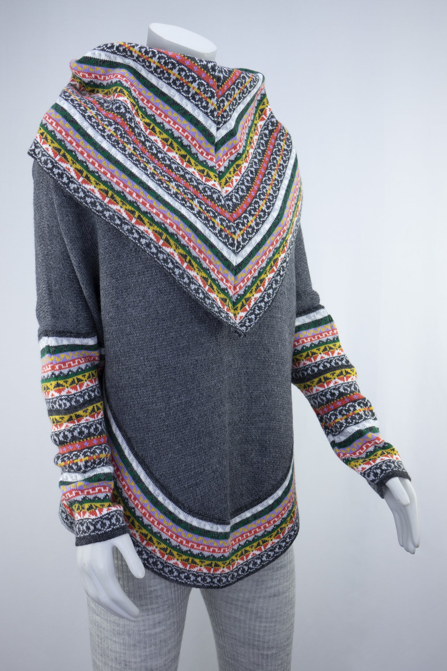 Poncho avec manches et collet Tarjeta