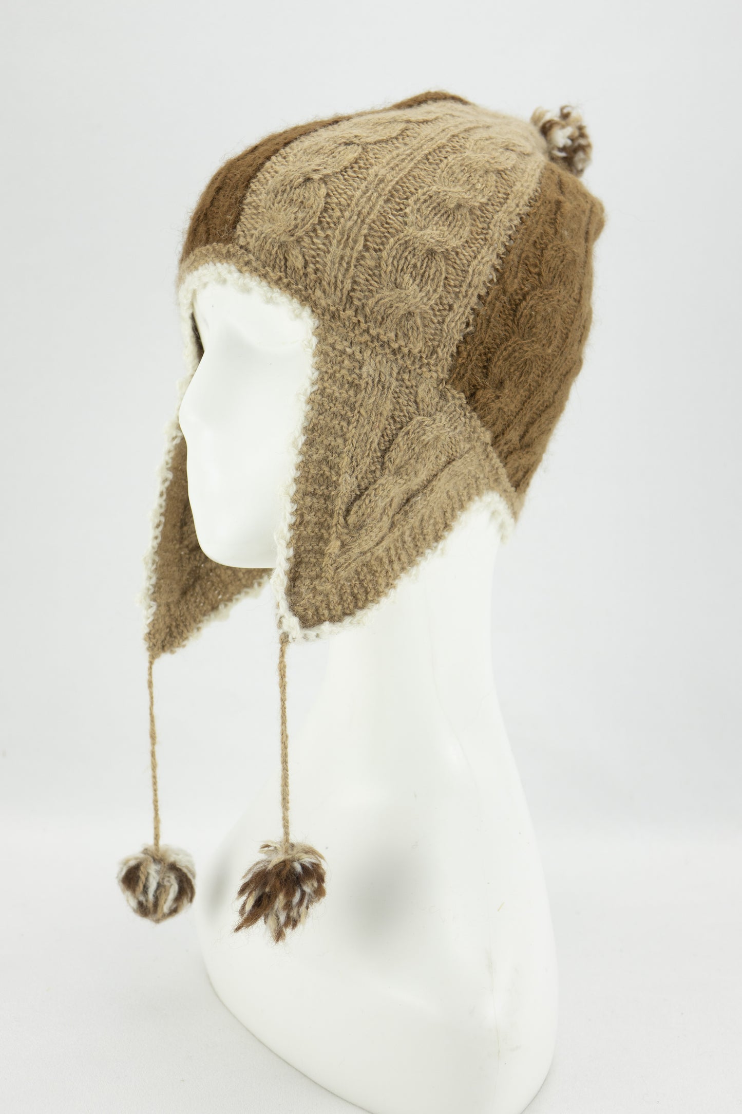 Tuque artisanale avec oreilles