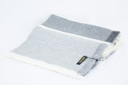 Couverture Nazca - Bébé alpaga