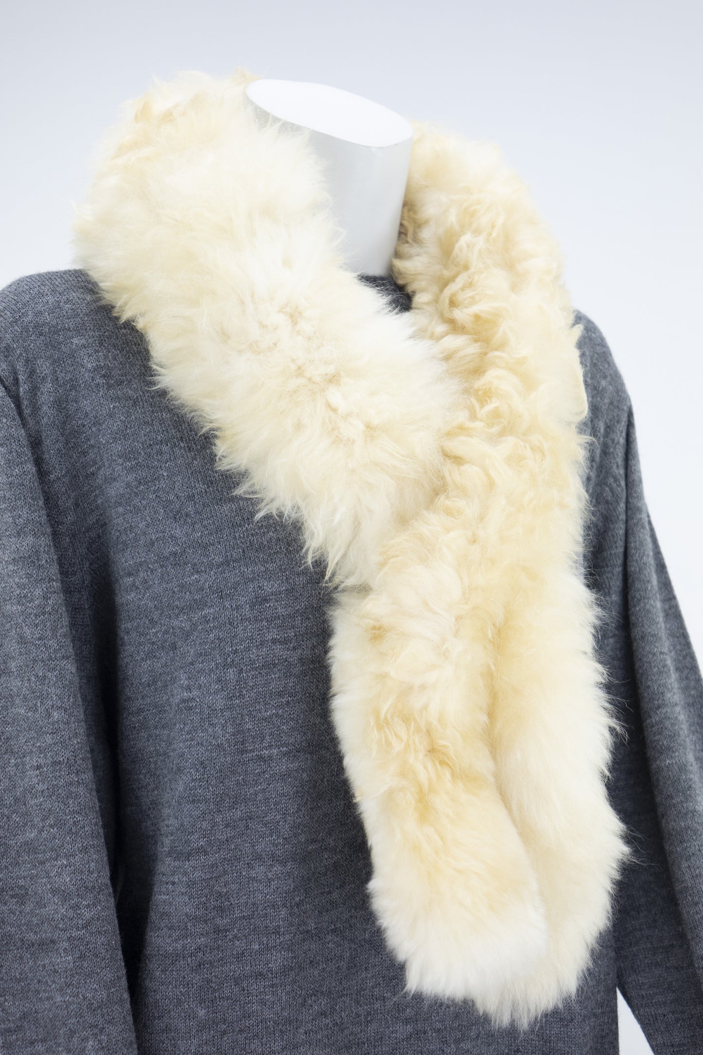 Foulard en fourrure d’alpaga