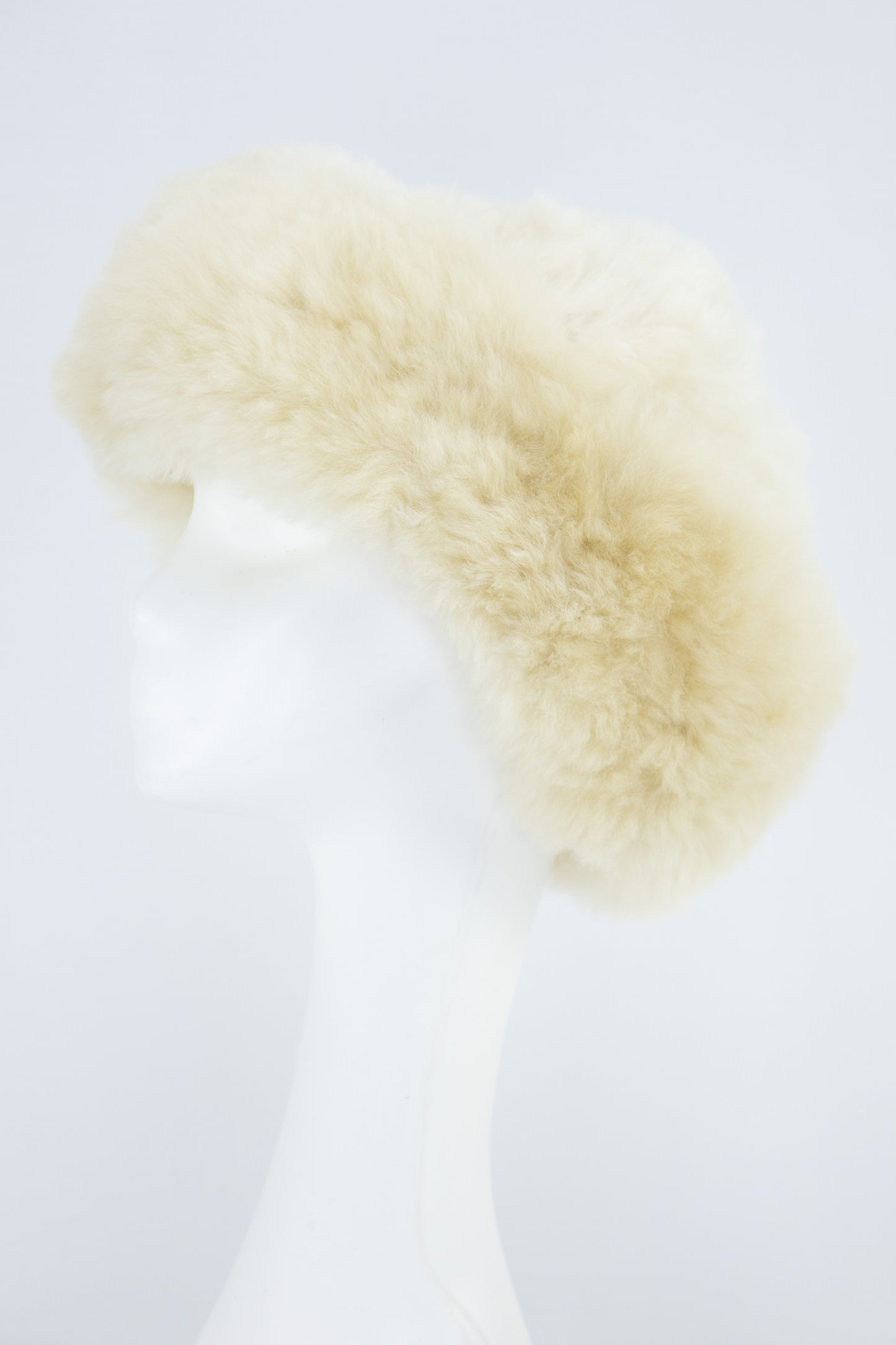 Chapeau en fourrure d'alpaga