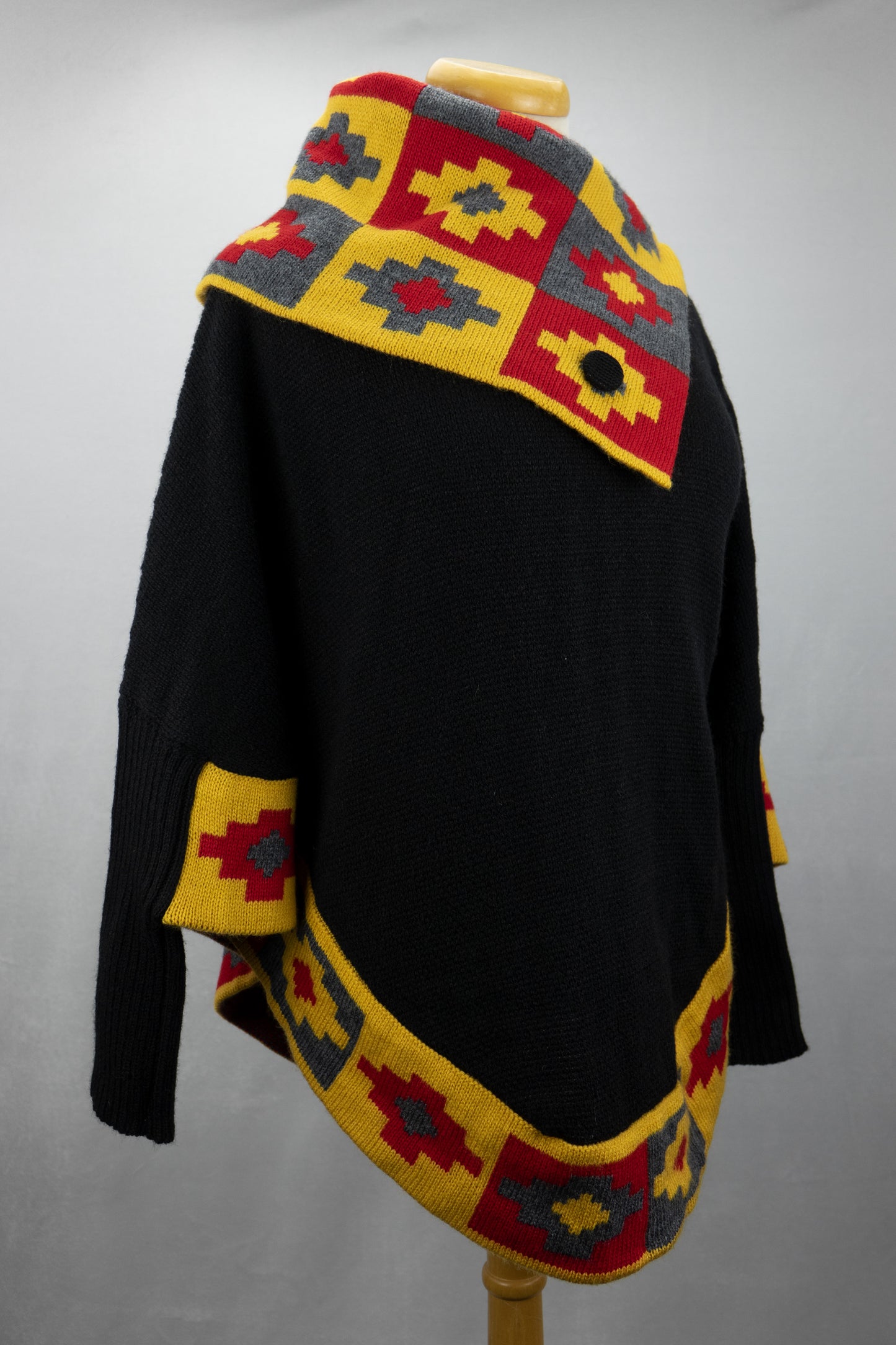 Poncho avec manches et collet Chacana