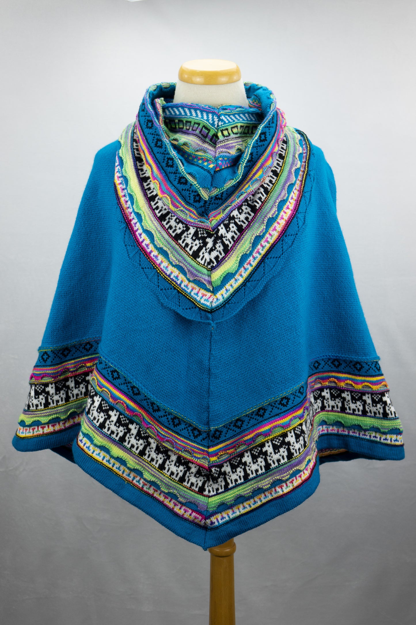 Ponchos avec collet bouffant