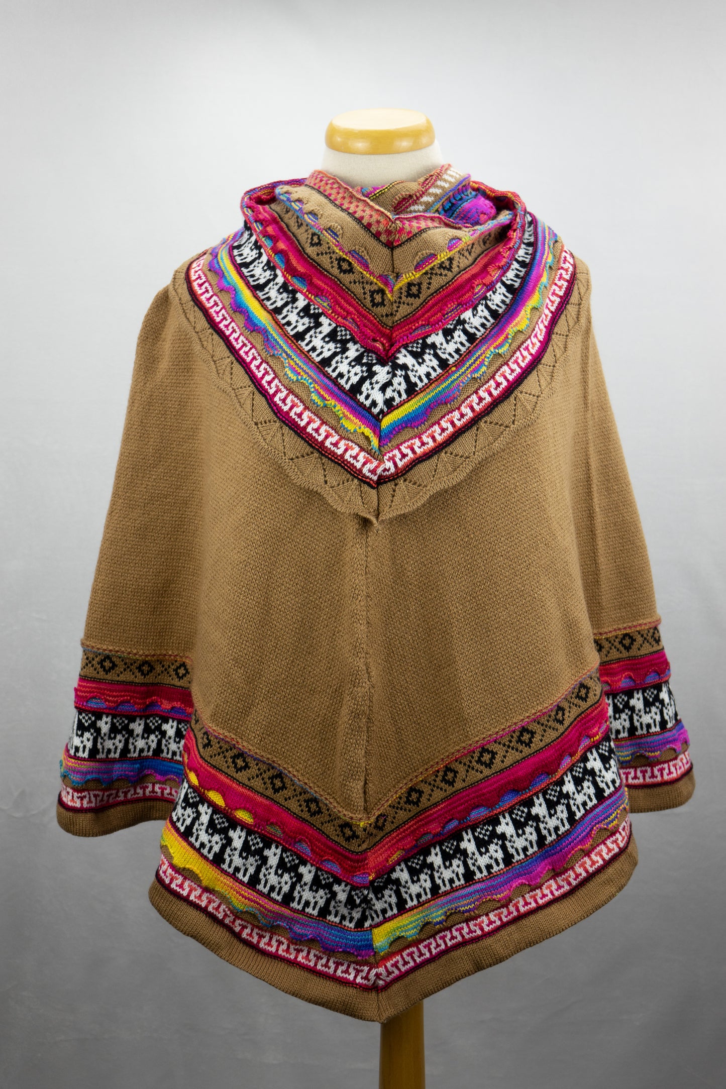 Ponchos avec collet bouffant